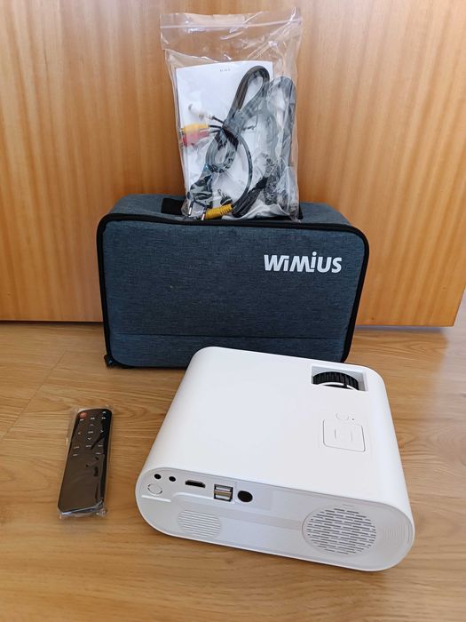Projetor WiMiUS / WiFi Mirroring / 7000 Lumens / 1080p / Bolsa (NOVO)