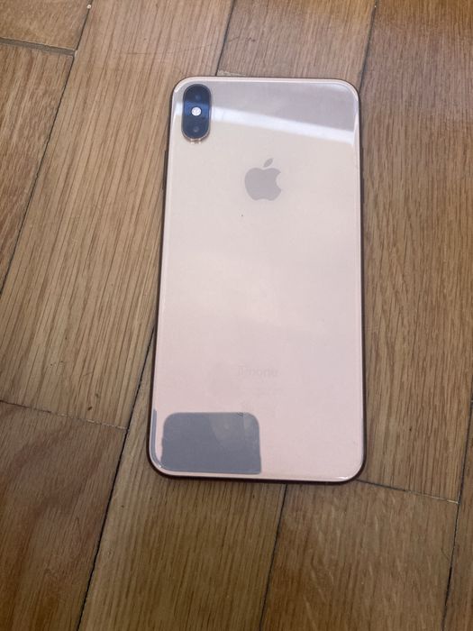 Iphone xs max  dourado