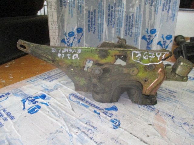 Fechadura / fecho porta trás direito OPEL Corsa B Van