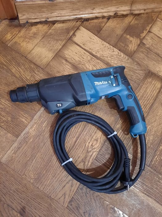 100% оригінал!!Перфоратор Makita HR 2300,720вт,2.3дж