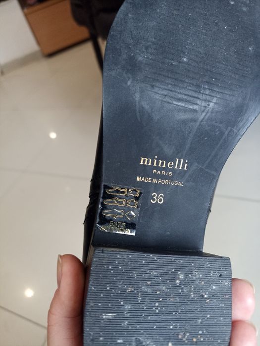 Продам Челсі, козачки. Шкіра. Minelli