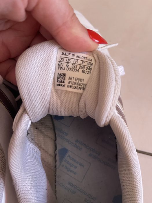 Tenis adidas brancos