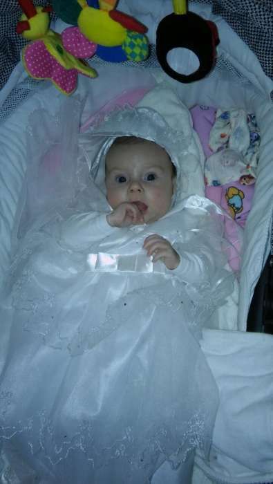 sukienka ubranko do chrztu z czapeczka welon torebka buciki