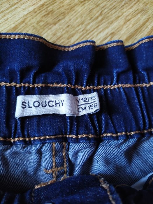 Джинси з високою посадкою