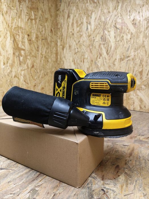 Szlifierkia mimośrodowa DeWalt 125 mm dcw210 + aku 4 ah