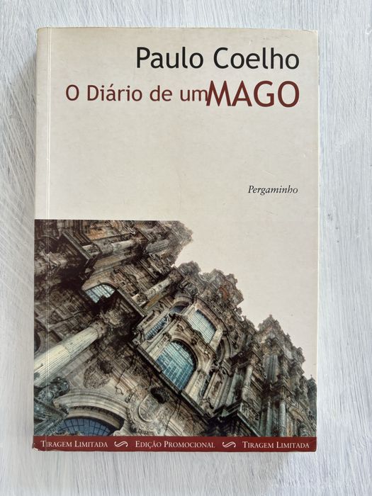 Livro “O diário de um mago” Paulo Coelho