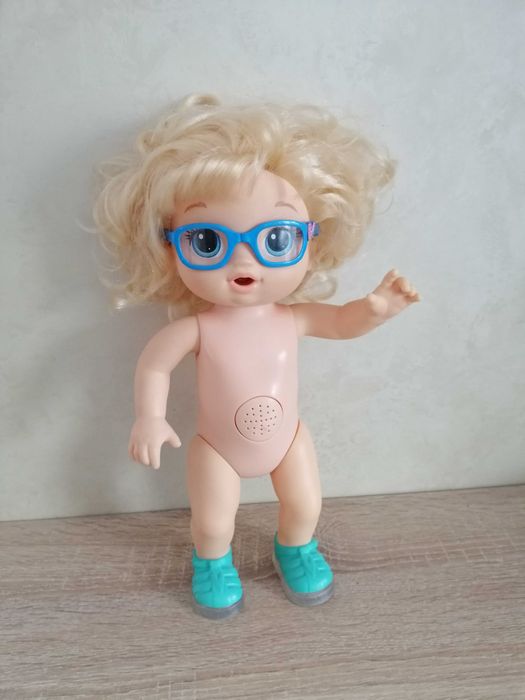 Lalka Baby Alive Lala Świecące Buciki (Baby Alive Step 'n Giggle Baby)