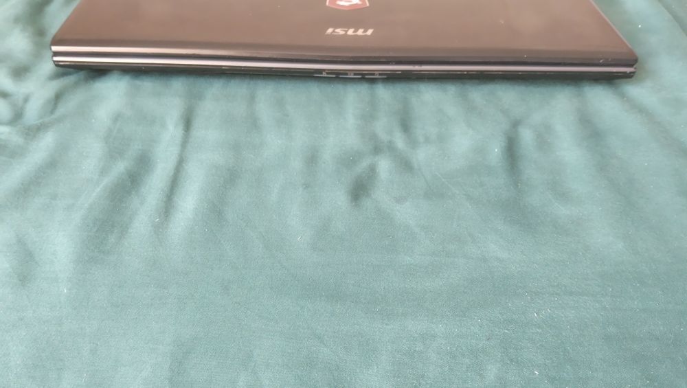 Laptop MSI  i7/16GB/GTX1050Ti/17.3"