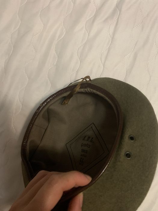 boina militar vintage A.B.L. colecao antiga preta 1983 mitin 55
