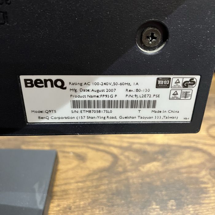 Monitor LCD 19”  BenQ FP93G