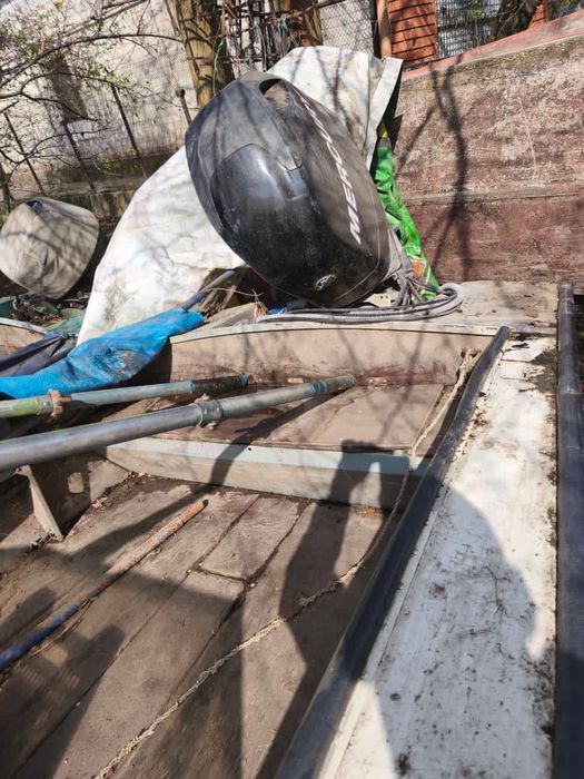 Продам прогрес 4 с мотором меркурии 115(фулл комплект)