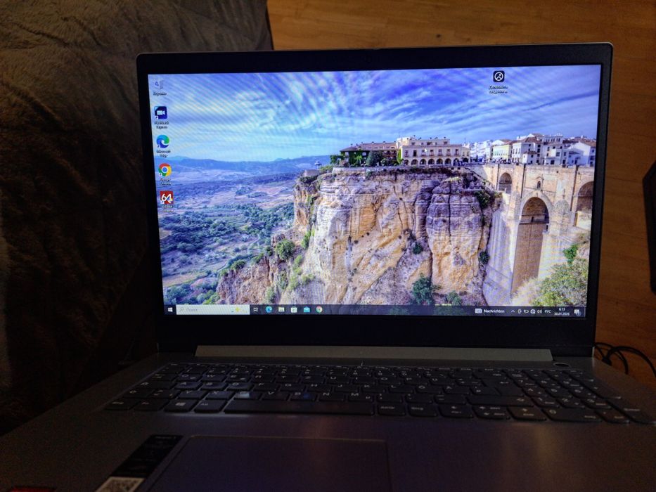 Lenovo ideaPad 3
