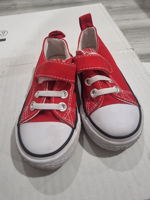 Tenis / Sapatilha Criança Vernelho - Tamanho 22