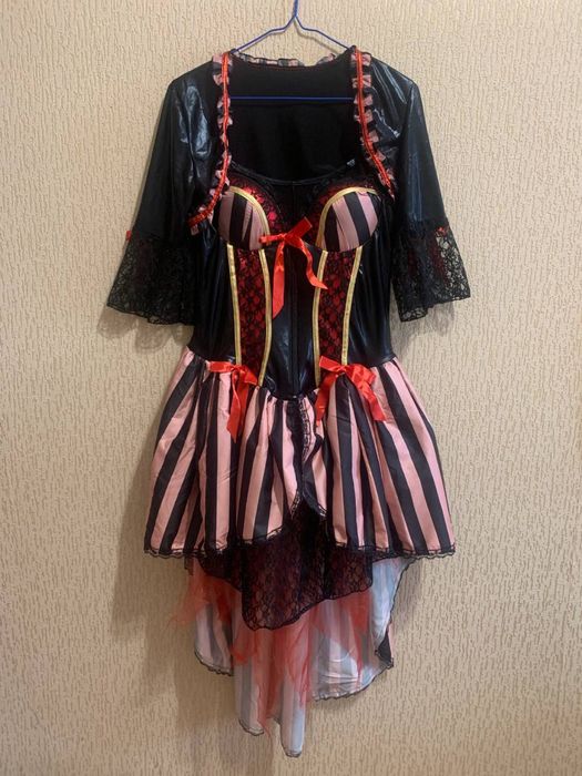 Платье карнавальное