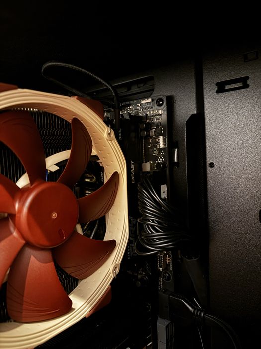 PC Desktop High-End | i9 13900K • 64GB DDR5 • RTX 4060 • Workstation / Gaming