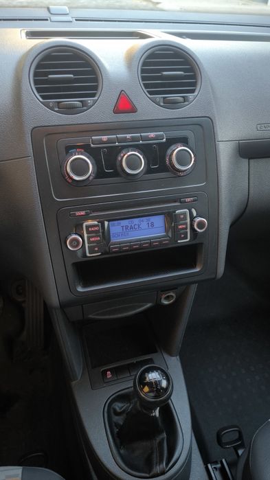 VW Caddy maxi longa