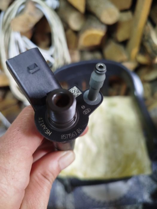 Насос форсунка Bmw g20 g30 g11 g15 g01 g05 g07 x3 3.0d b57d30c