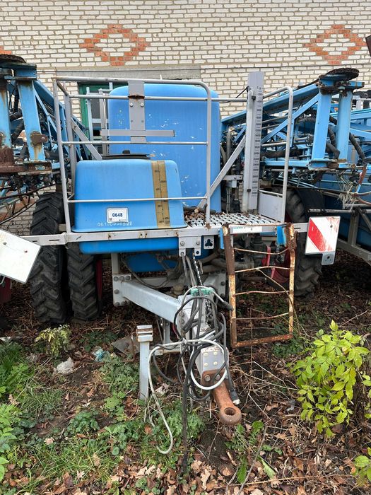 Оприскувач Lemken Primus 35