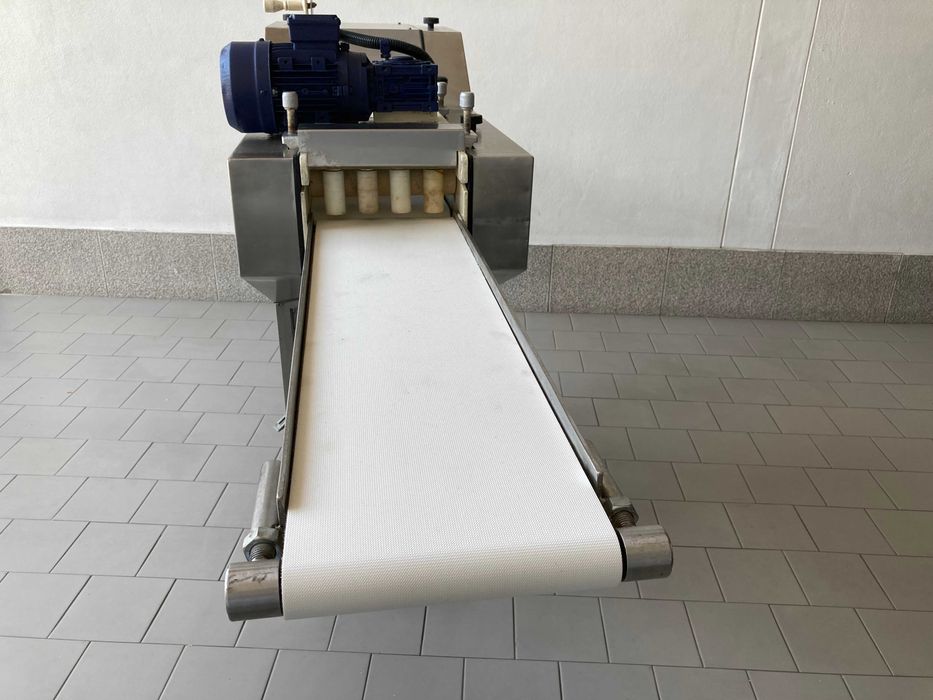 Vincadora 2 filas com laminas para corte pão bijú