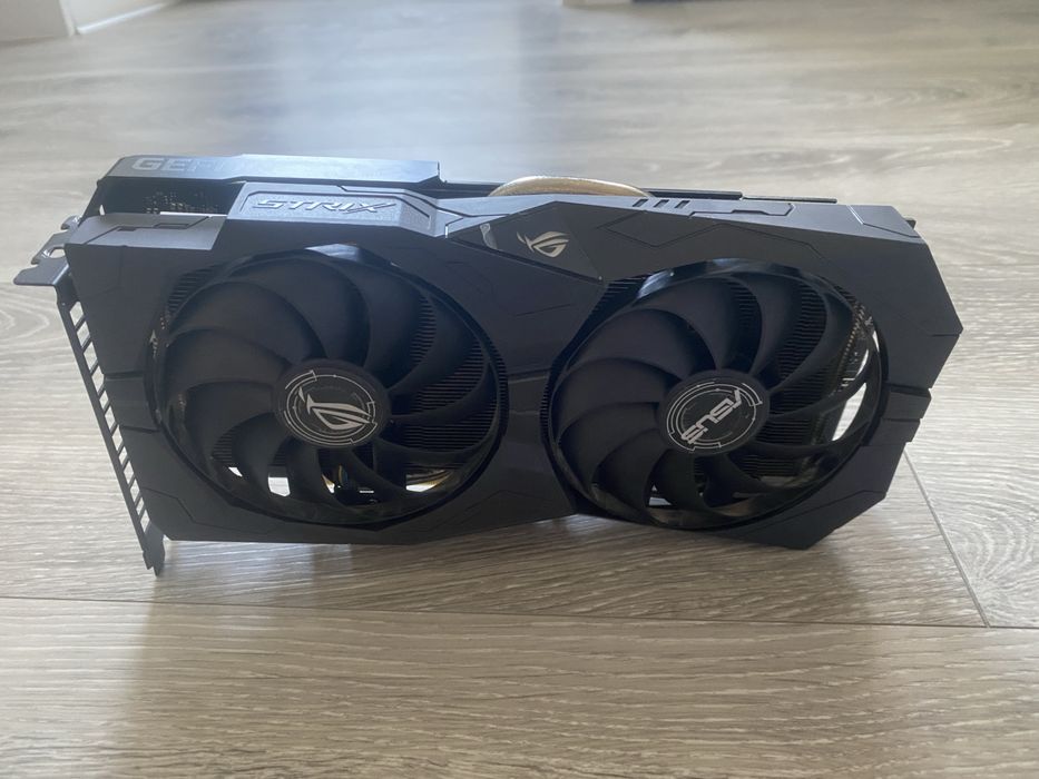 Відеокарта GTX 1650 super asus rog strix gaming