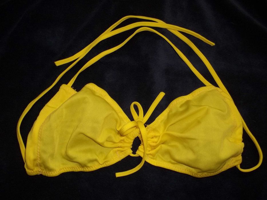 Kostium kąpielowy żółty,gładki.Bikini.