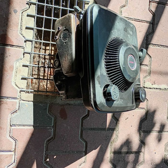silnik do glebogryzarki i kosiarki  spalinowy