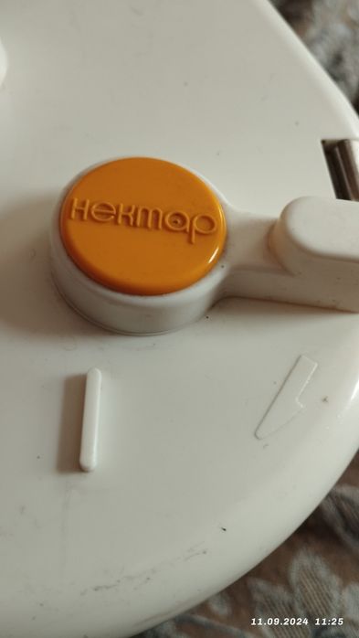 Соковыжималка Нектар.