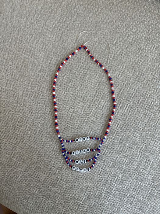 Colar BAD BUNNY - merch