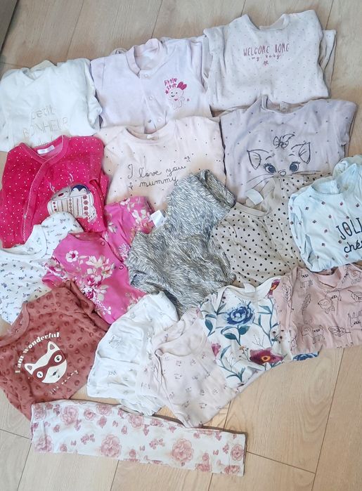 Продам ромплери утеплені чоловічки 12 штук боді 4 штуки 74 80 розмір