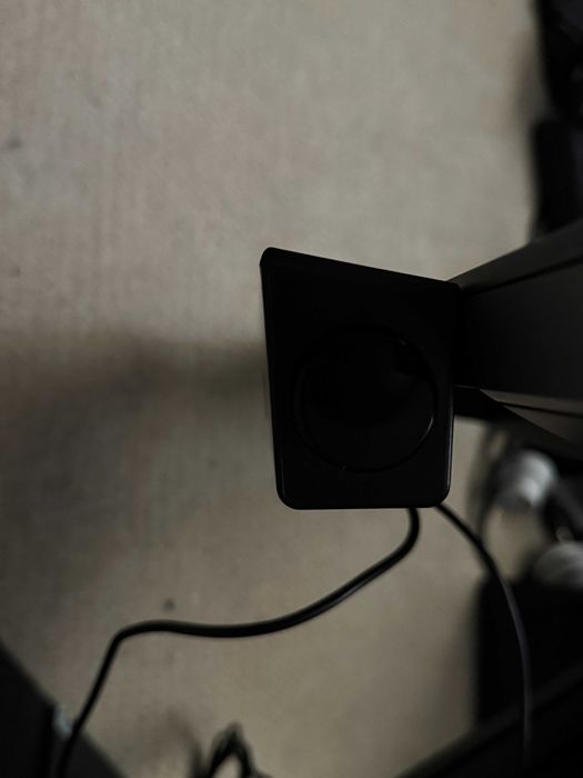 Монитор Dell U2412Mb