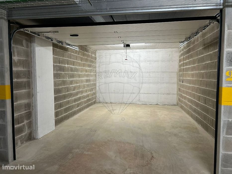 Garagem  para arrendamento