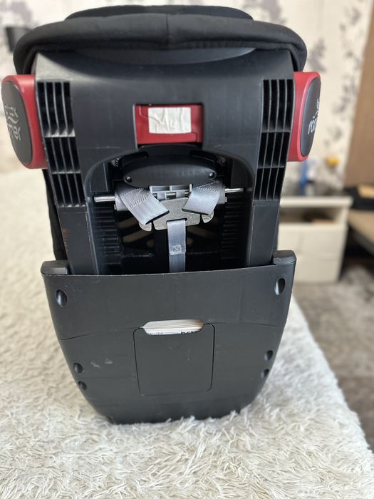 Дитяче автокрісло britax römer king ll