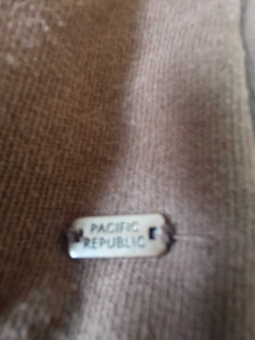 Pull & Bear Pacyfic Republic bluza damska przez głowę r S