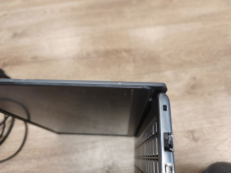 Laptop Dell Vostro 5590 i5 Win11