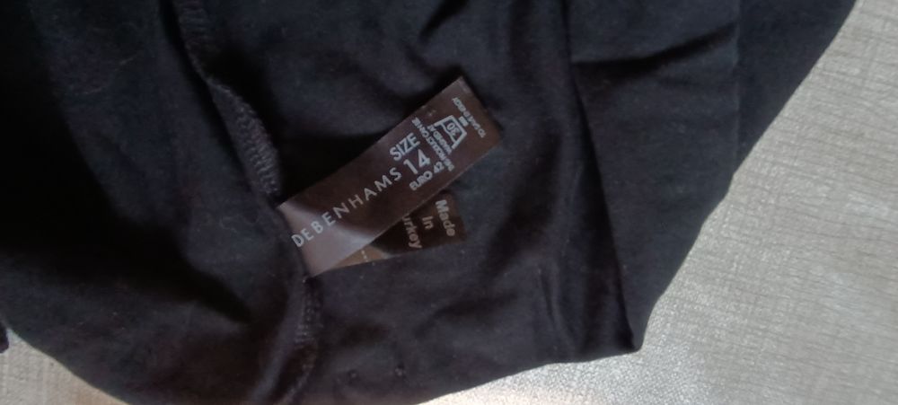 Czarny top, rozmiar L