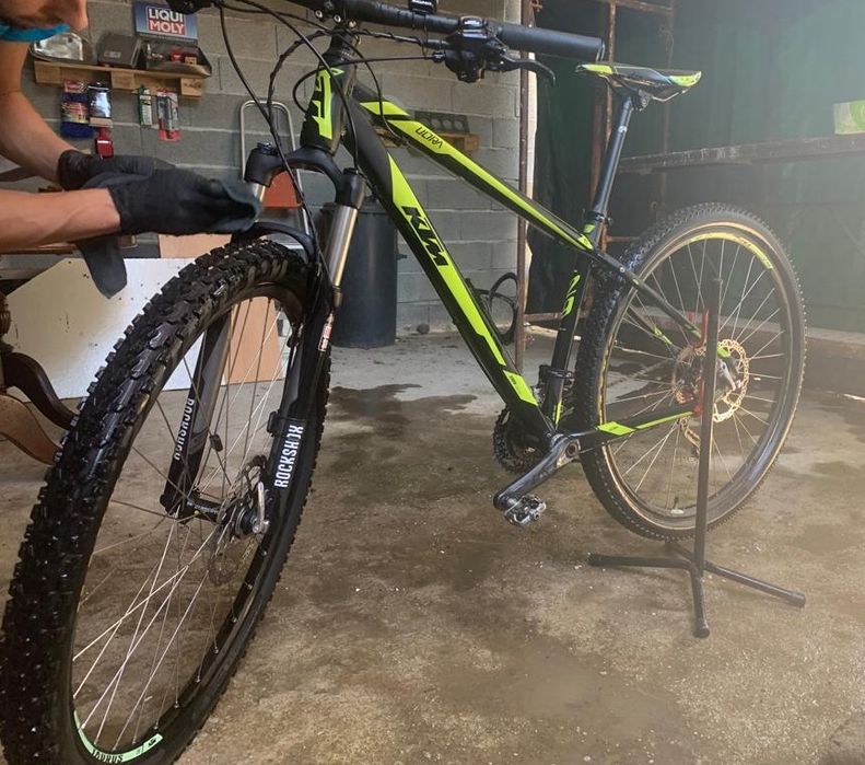 Bicicleta BTT KTM ultra 29” quadro M