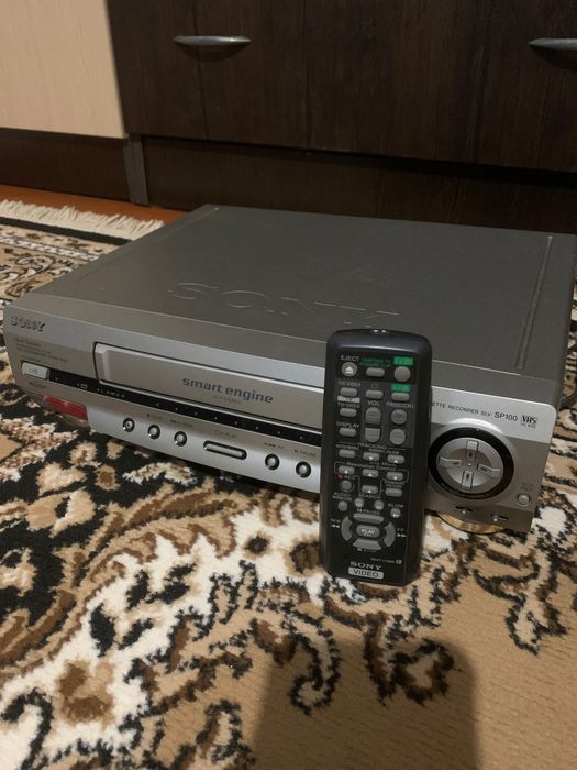 Продам Відеоплеєр SONY