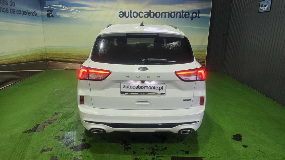 Ford Kuga 2.5 PHEV ST-LINE  -  Salvado