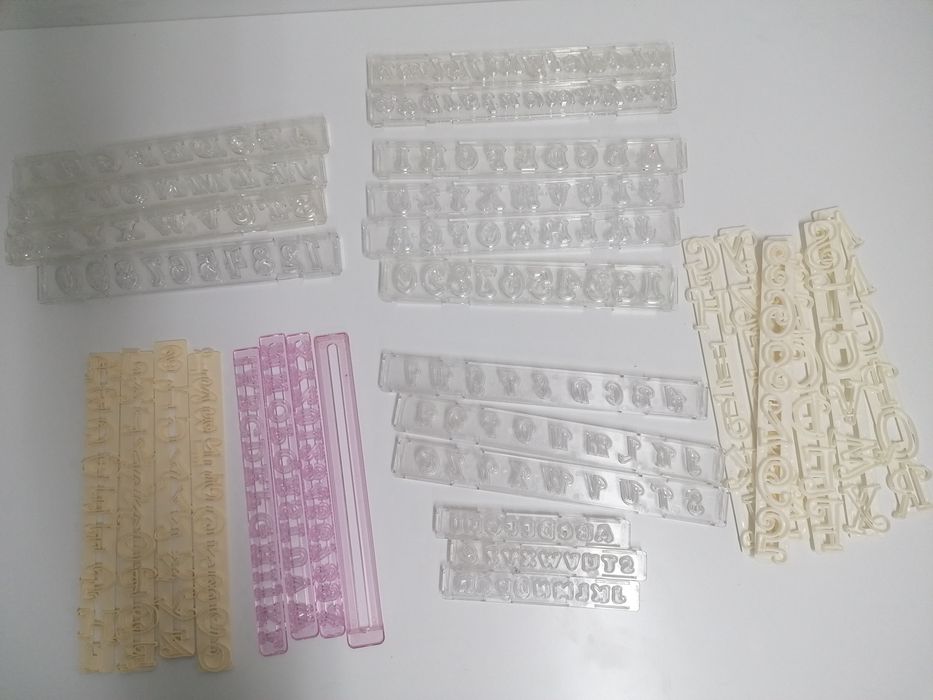 Kits de letras e números para cake design