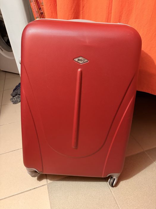 Duza walizka na kolkach RGL