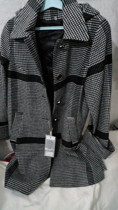 Пальто  новое   Р. 48