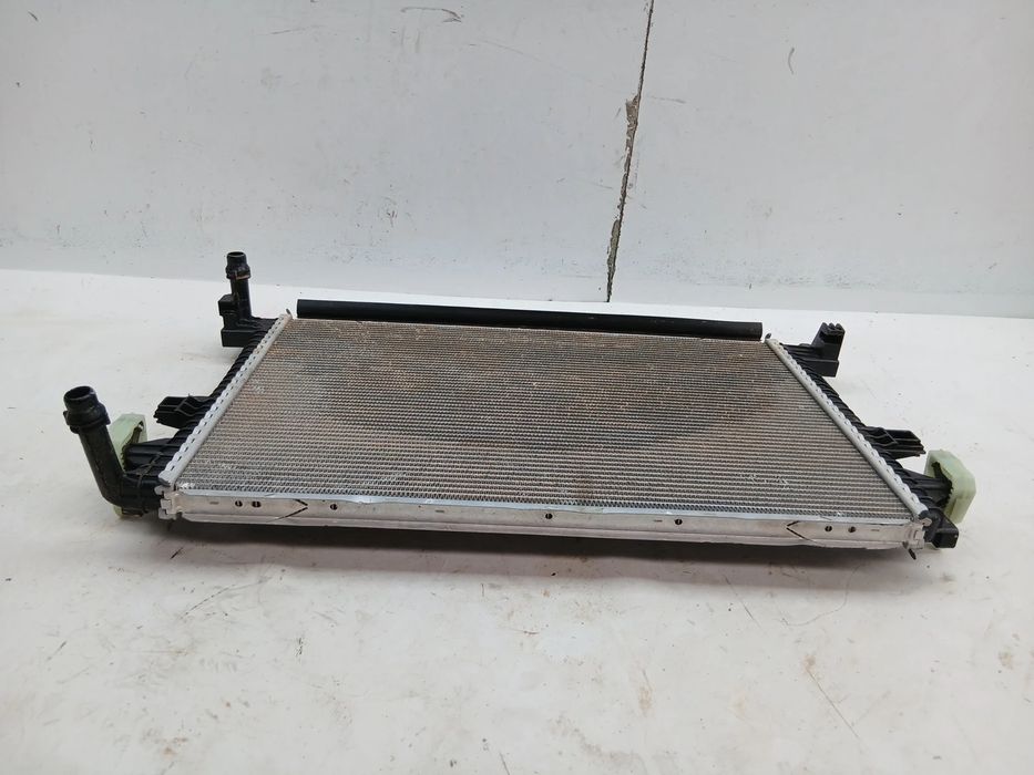 Radiador de água AUDI Q2 (GA)