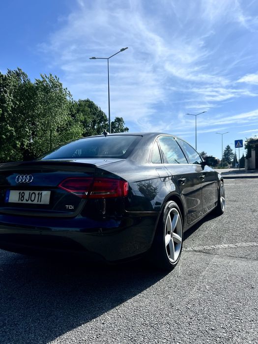 Audi A4 2.0 TDI 136 cv - Vendo ou Troco