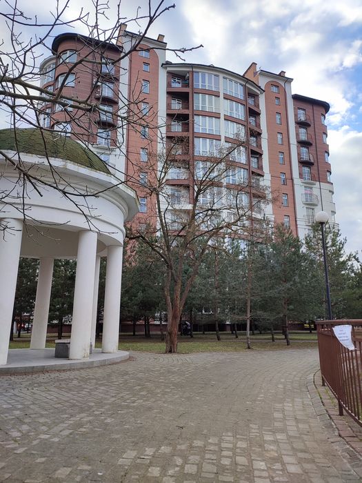 Продаж комерційного приміщення під салон краси, кав'ярню, інше 400$/м2