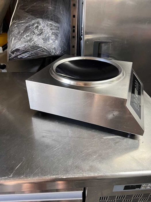 Индукционная плита WOK профессиональное оборудование для кафе