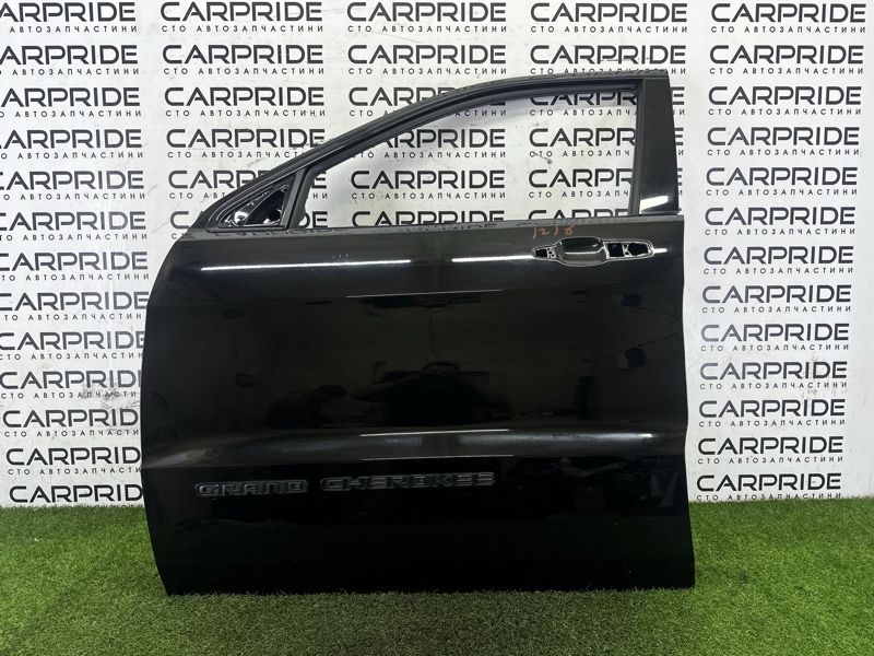 Дверь передняя левая Jeep Grand Cherokee WK2 3.6 2018