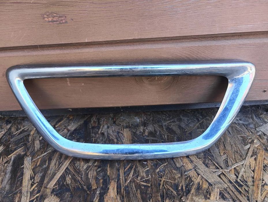 ramka atrapy zderzaka renault captur, 06.13 - 19 620757429r