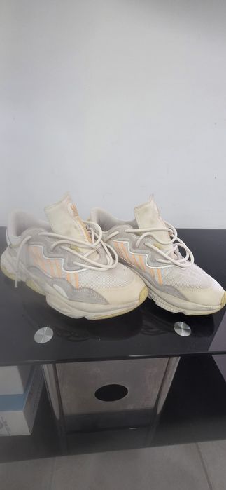 Adidas para uso diário ou para estilo desportivo