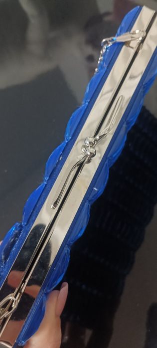 Жіночий клатч за і стразами