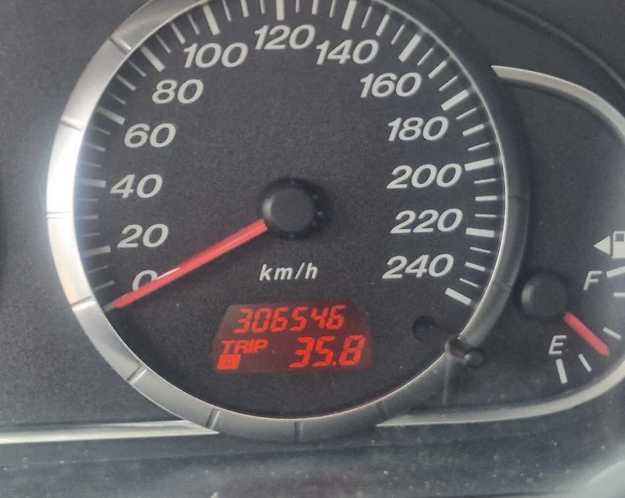 MAZDA 6 - ANO 2007